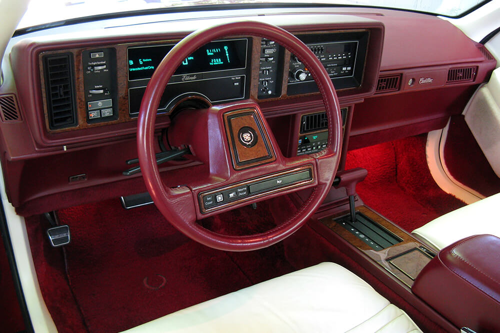 Cadillac 1989